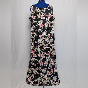 NWT Danny & Nicole Black Floral Maxi Dress